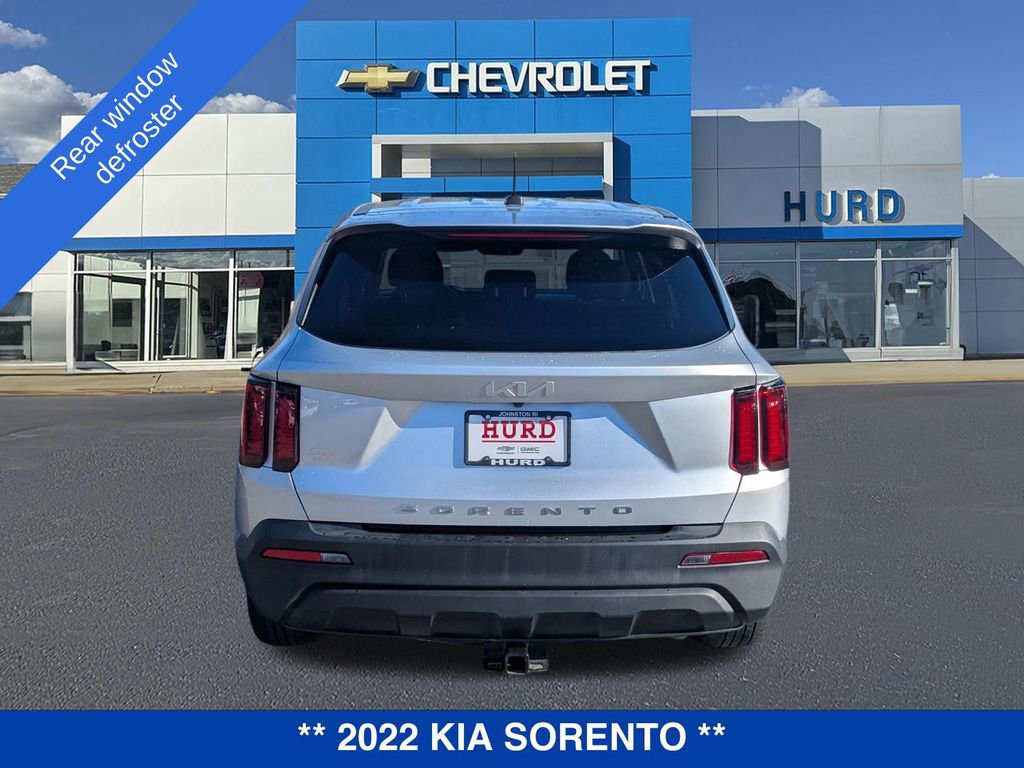 Used 2022 Kia Sorento LX image 5