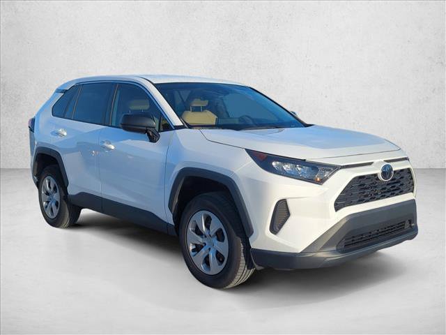 Used 2022 Toyota RAV4 LE FWD image 4