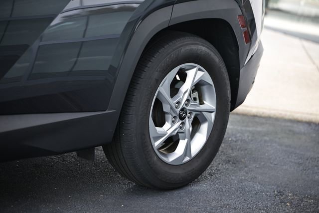Used 2024 Hyundai Tucson SEL FWD image 9