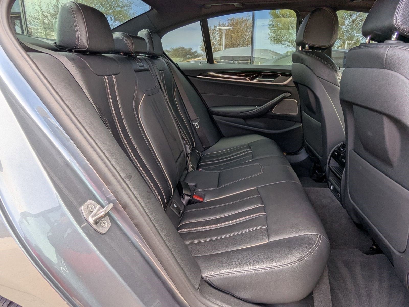 Used 2021 BMW 540i xDrive 540i xDrive image 23