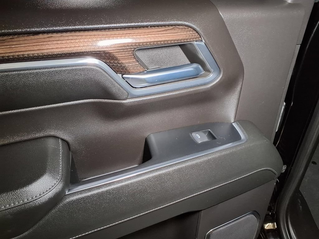 Certified 2023 Chevrolet Silverado 1500 RST AWD/4WD image 17