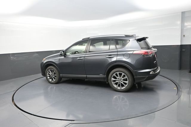 Used 2018 Toyota RAV4 Limited AWD/4WD image 52