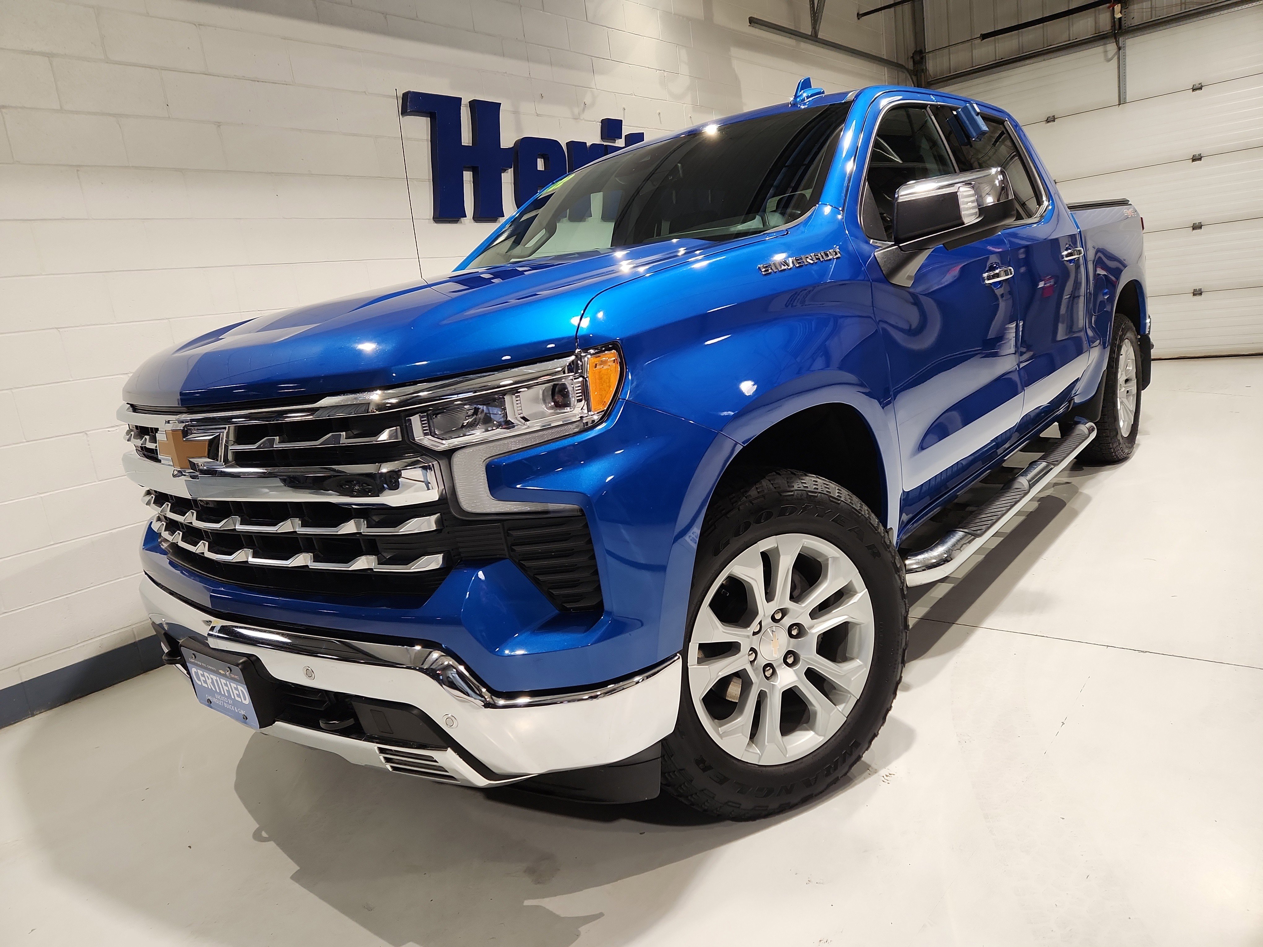 Used 2022 Chevrolet Silverado 1500 LTZ w/ LTZ Convenience Package II