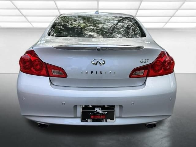 Used 2013 INFINITI G37 Journey w/ Premium Pkg RWD image 4