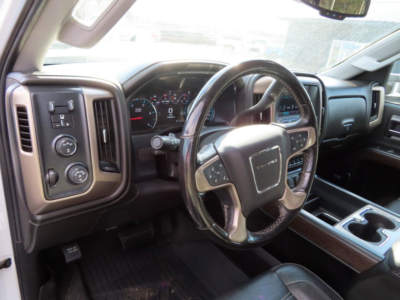 Used 2019 GMC Sierra 3500 Denali w/ Duramax Plus Package image 34
