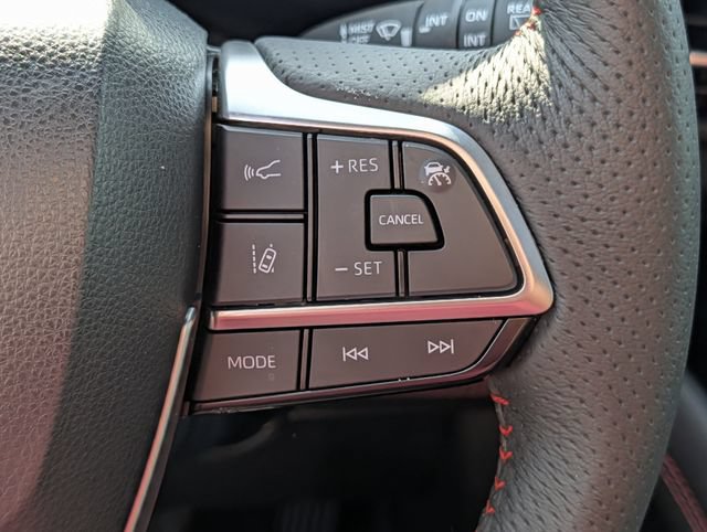 Used 2025 Toyota Sienna XSE w/ XSE Plus Package AWD/4WD image 21