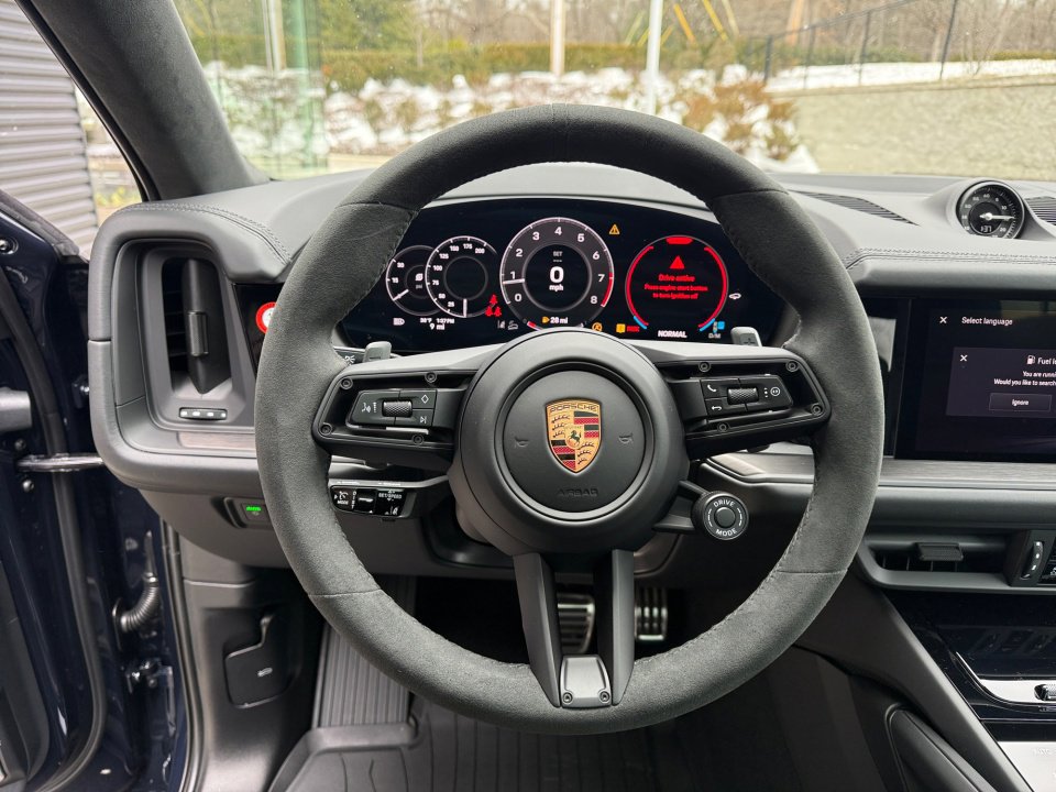 New 2026 Porsche Cayenne GTS image 15