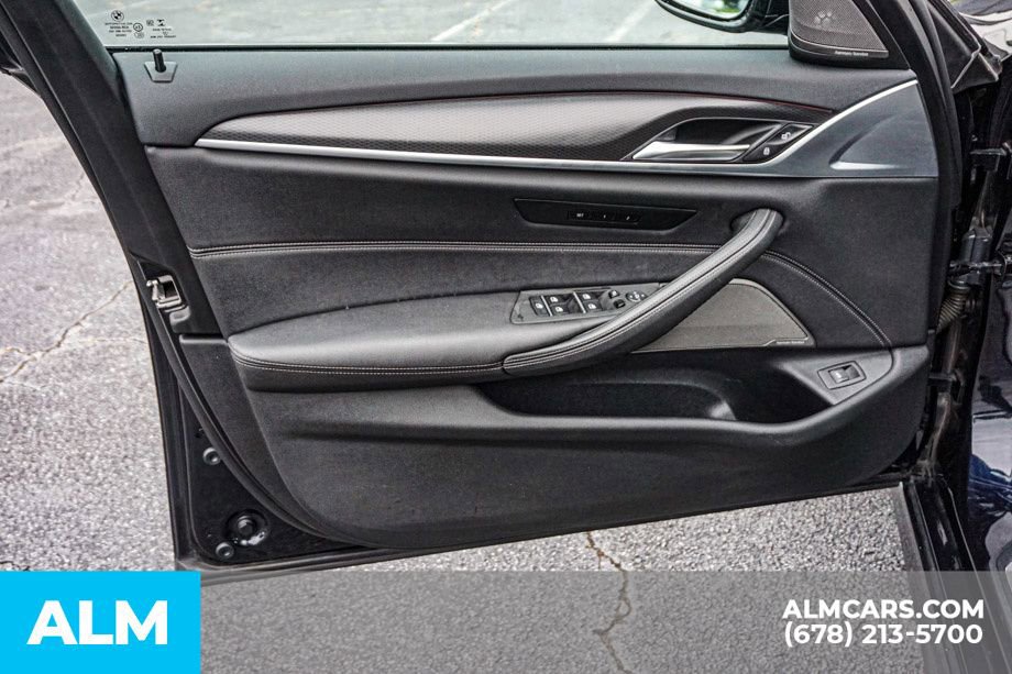 Used 2023 BMW 540i xDrive w/ M Sport Package image 49