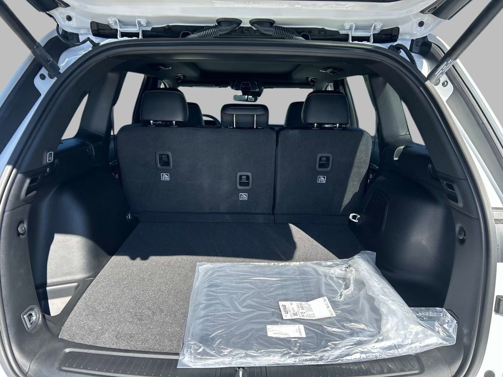 New 2026 Jeep Grand Cherokee Limited image 4