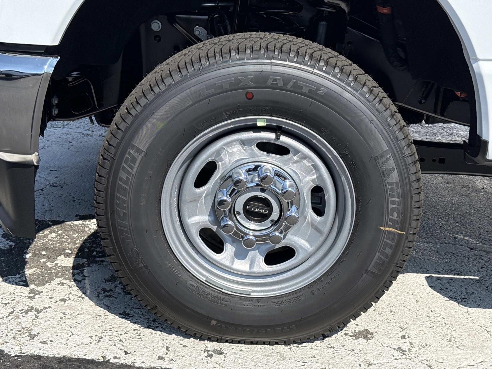 New 2026 Ford F250 XL AWD/4WD image 9