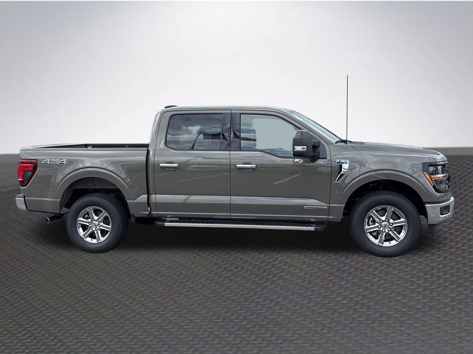 New 2025 Ford F150 XLT w/ Equipment Group 302A MID image 4