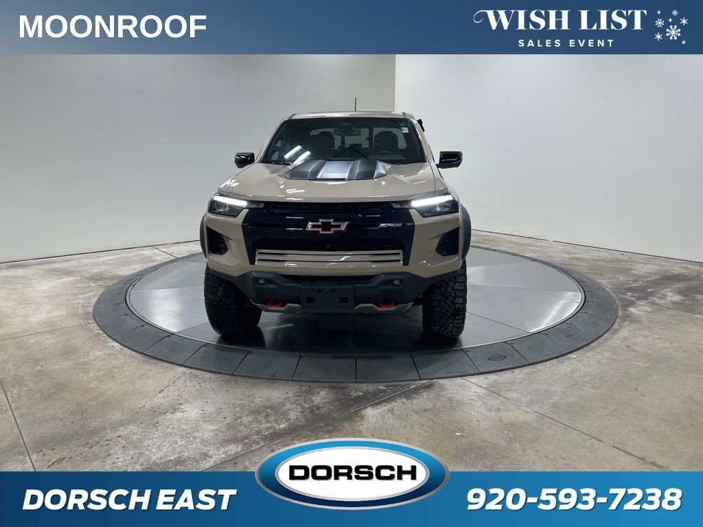 Used 2024 Chevrolet Colorado ZR2 w/ ZR2 Convenience Package III image 2