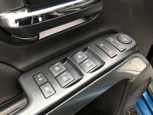 Used 2019 Chevrolet Silverado 1500 LT w/ All Star Edition image 18