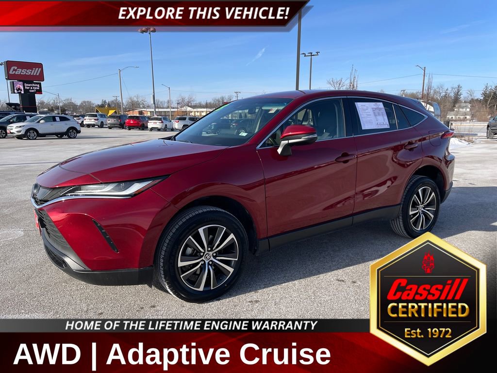 Used 2023 Toyota Venza LE image 1