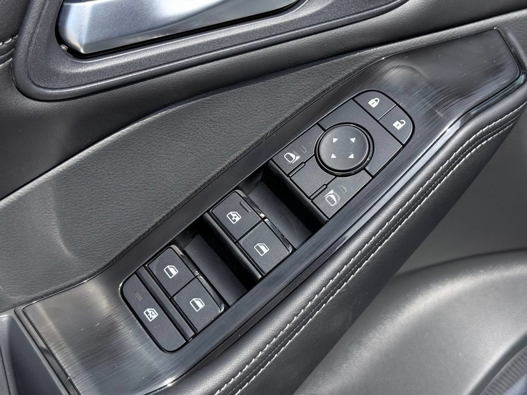 New 2026 Nissan Rogue Dark Armor AWD/4WD image 18
