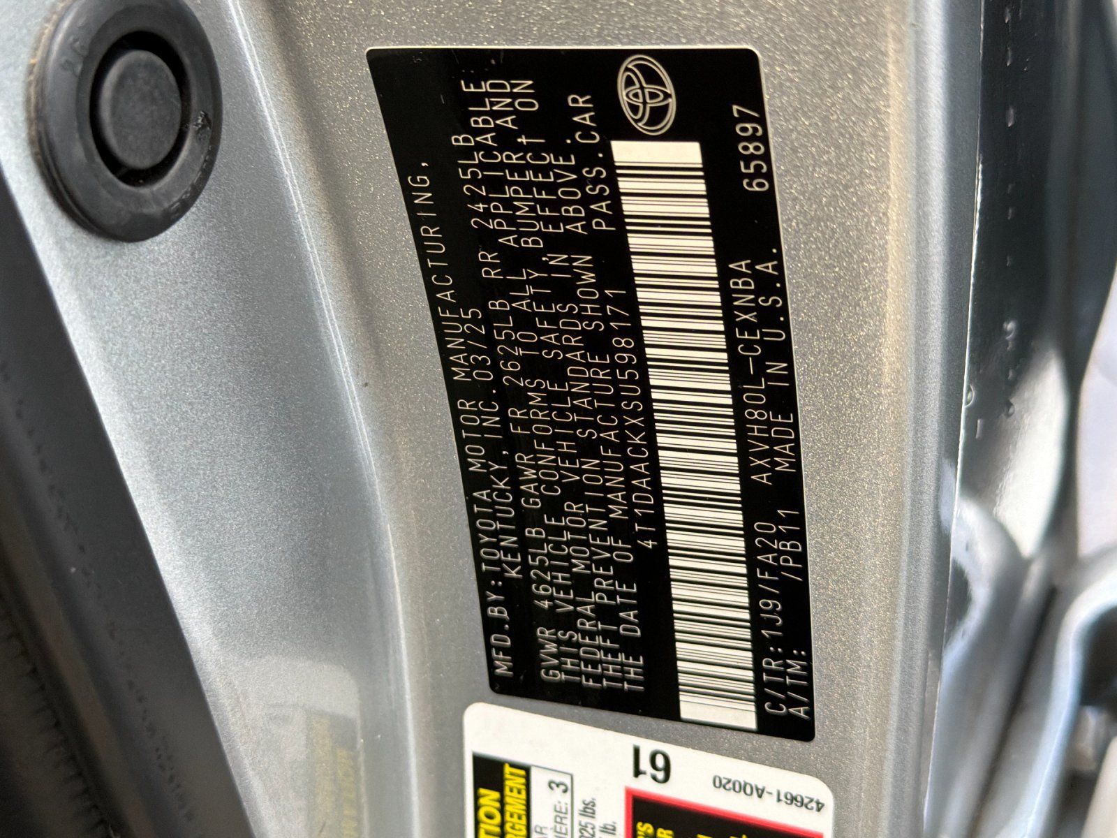 Used 2025 Toyota Camry LE FWD image 27