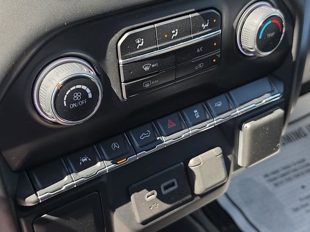 Used 2022 Chevrolet Silverado 1500 Custom image 23