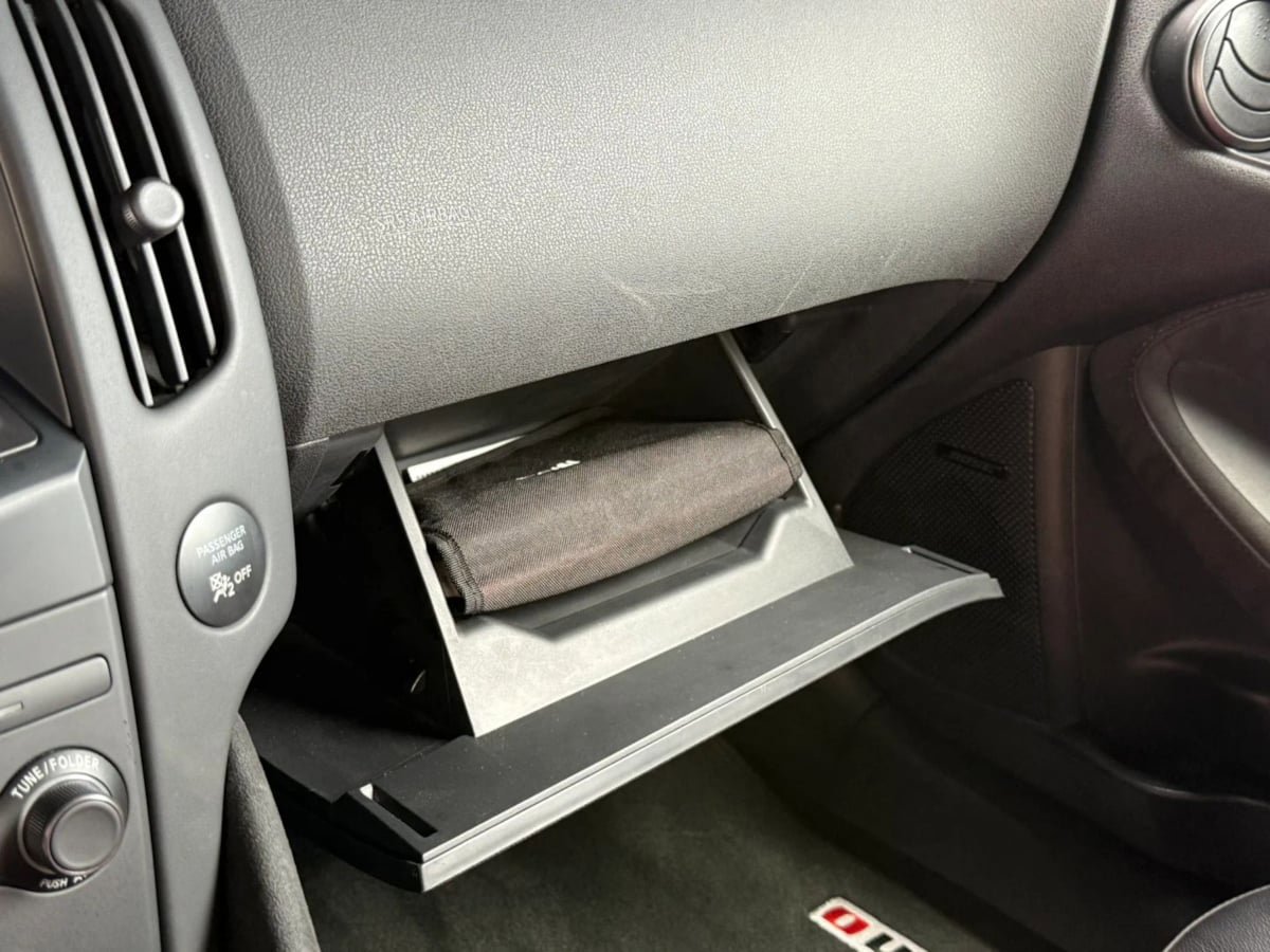 Used 2019 Nissan 370Z NISMO RWD image 54