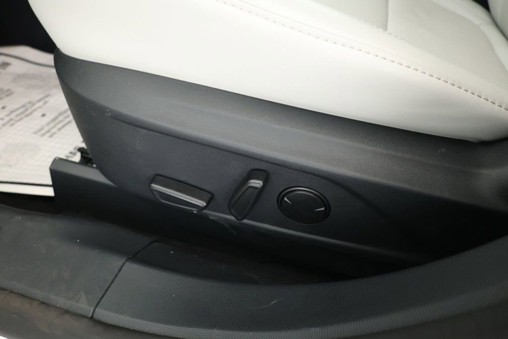 Used 2025 Ford Mustang Mach-E Premium w/ Interior Protection Package image 9