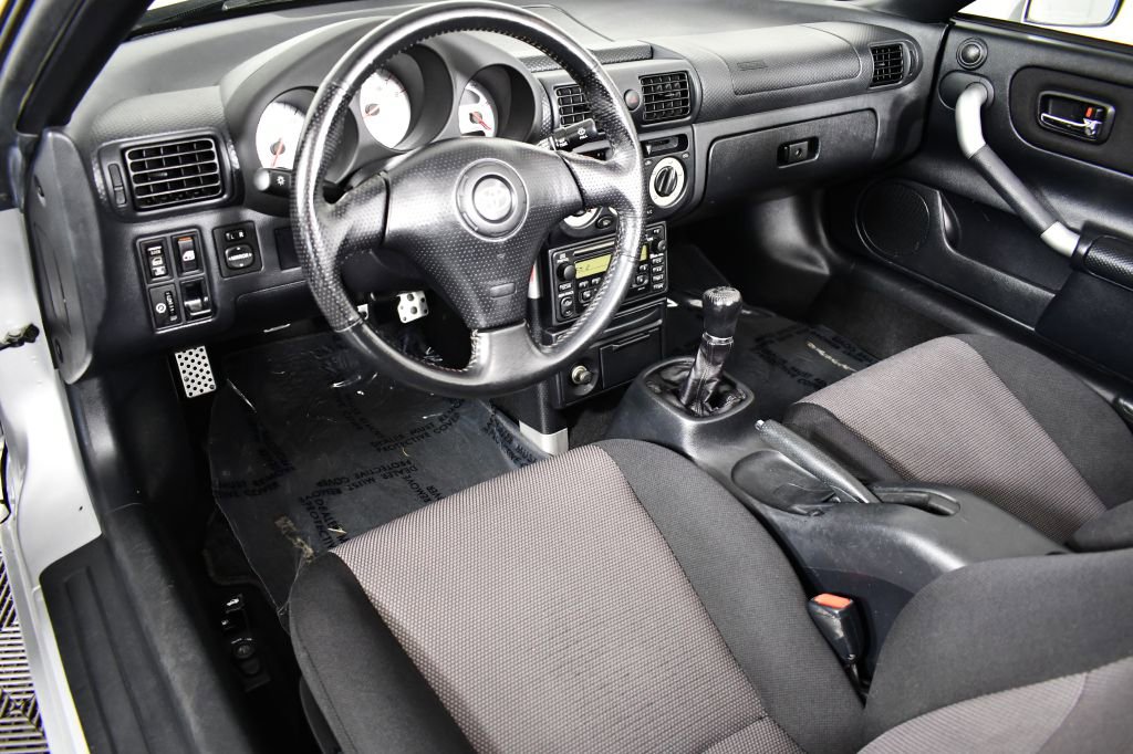 Used 2000 Toyota MR2 image 27