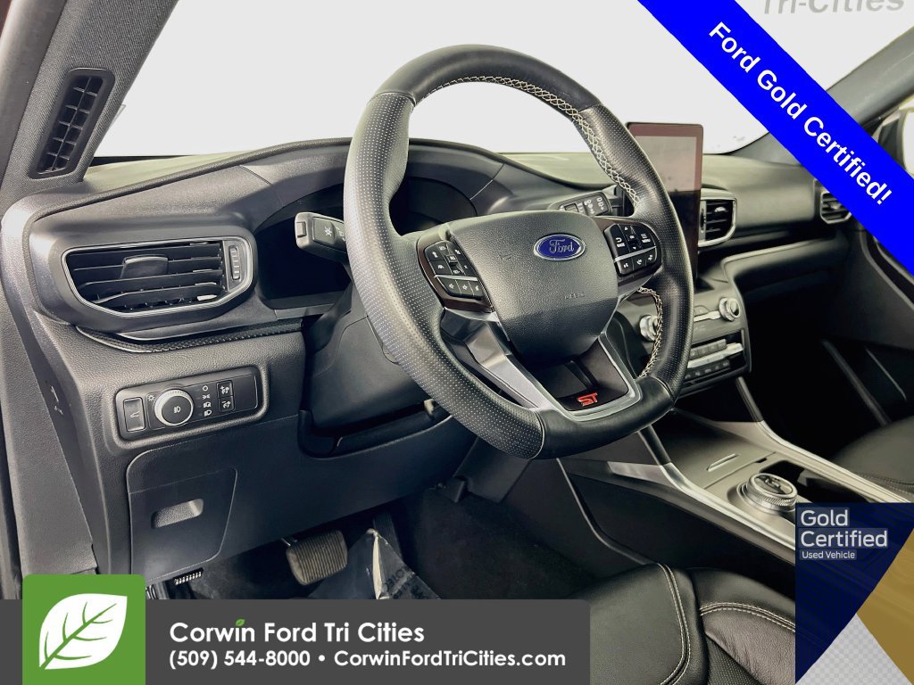 Used 2020 Ford Explorer ST w/ Premium Technology Package AWD/4WD image 2