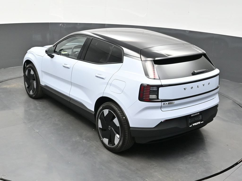 New 2026 Volvo EX30 Plus w/ Climate Package RWD image 20