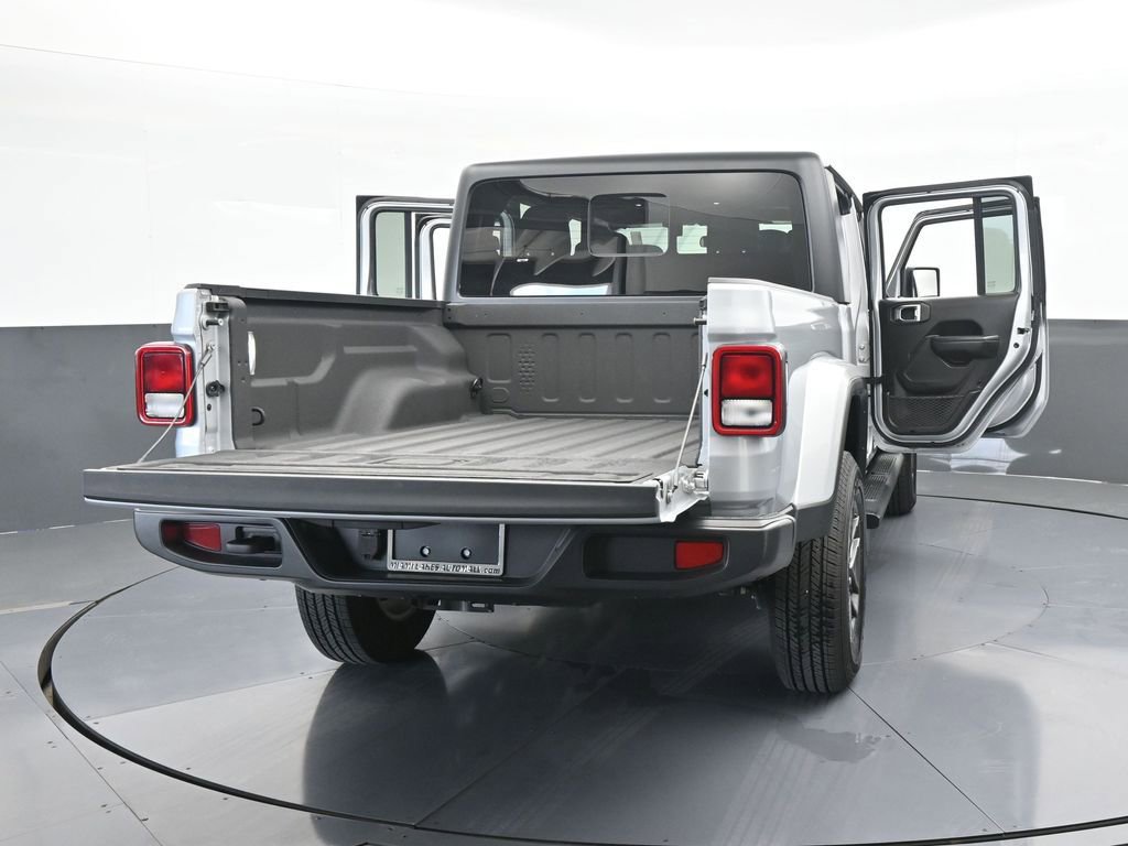 Used 2024 Jeep Gladiator Sport image 65