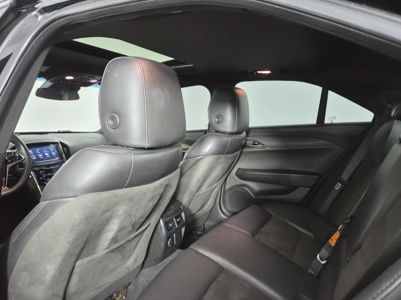 Used 2017 Cadillac ATS V w/ Luxury Package RWD image 23