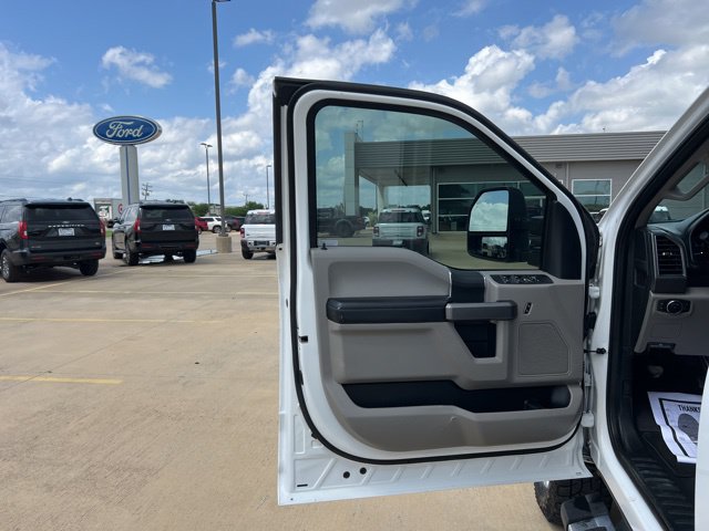 Certified 2021 Ford F350 XLT w/ XLT Value Package AWD/4WD image 12