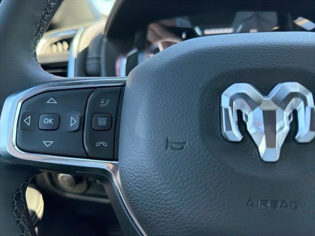 New 2026 RAM 3500 Laramie AWD/4WD image 28