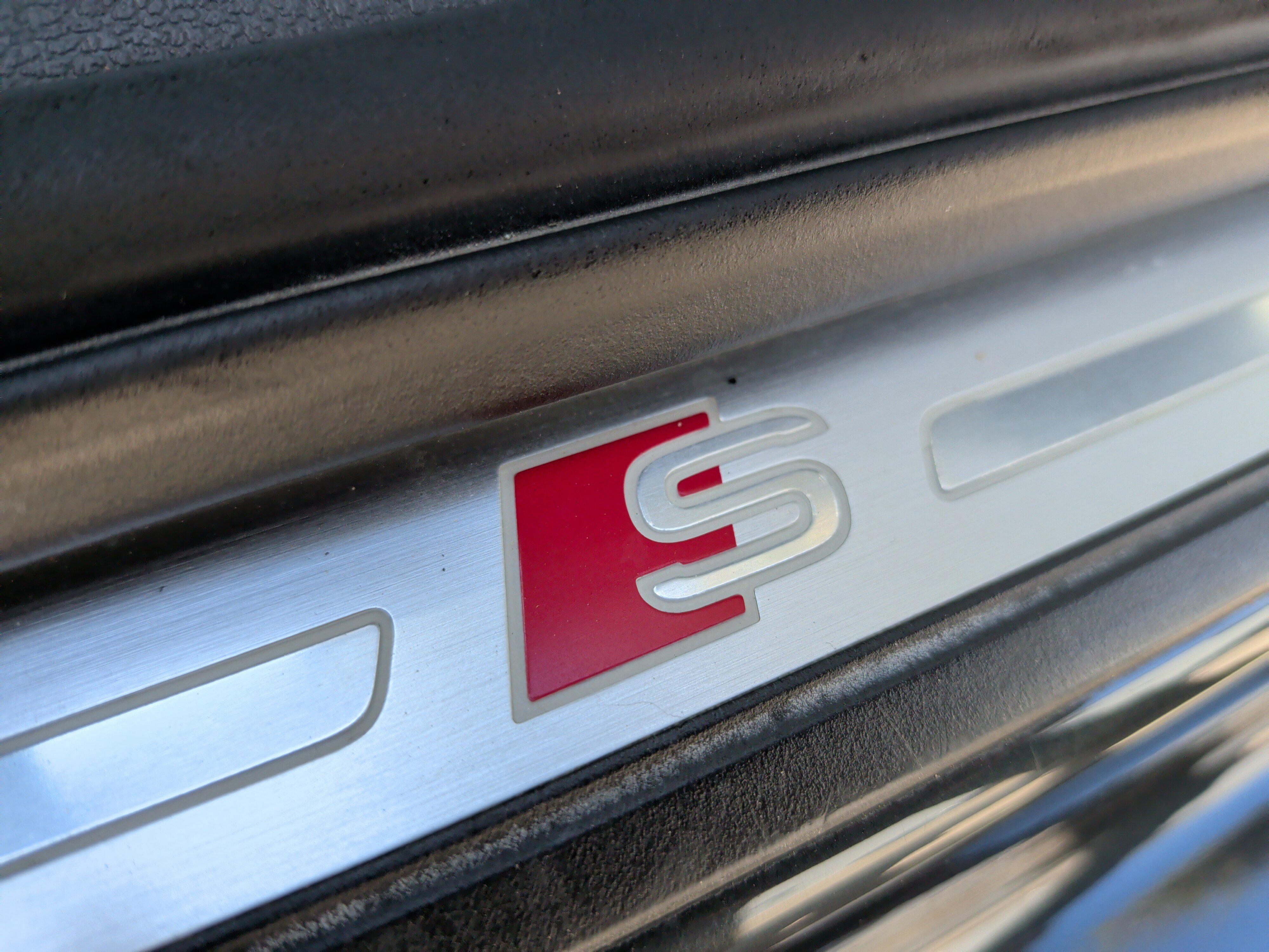 Used 2019 Audi A4 2.0T Premium w/ Convenience Package image 35