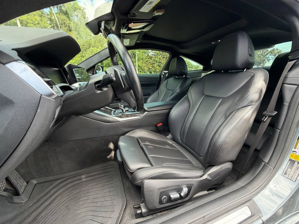 Used 2022 BMW 430i Coupe w/ Convenience Package RWD image 12