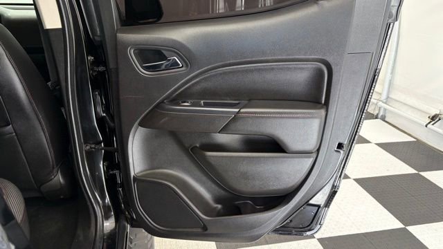 Used 2016 GMC Canyon SLE w/ All Terrain Adventure Package image 25