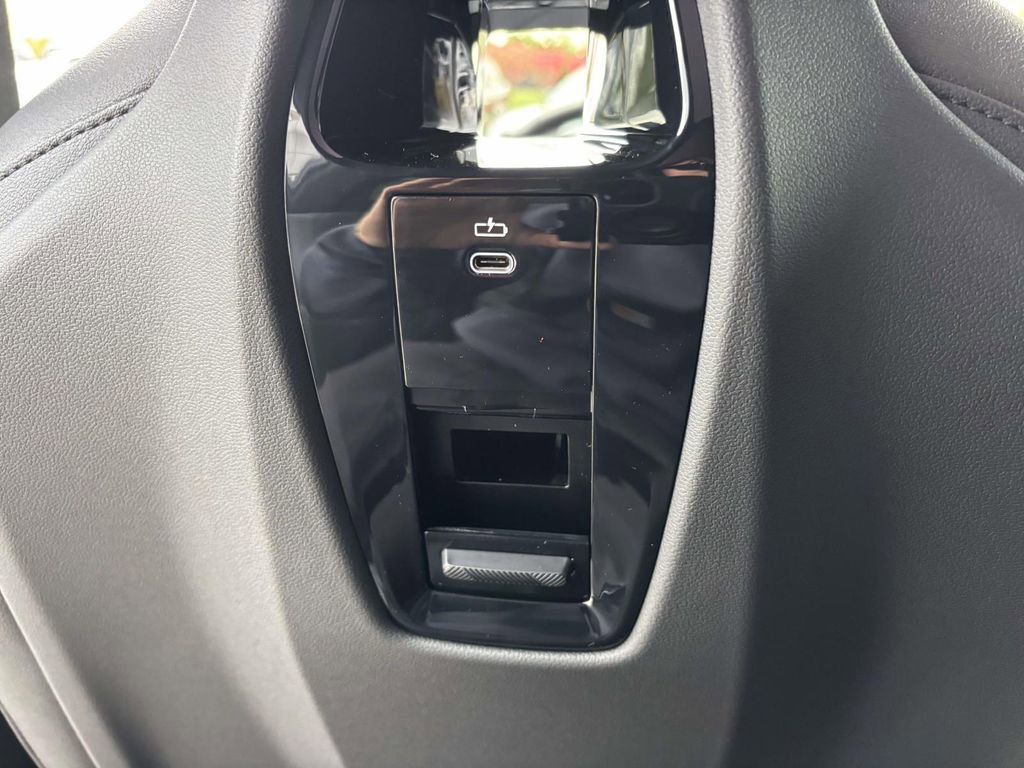 New 2026 BMW iX xDrive45 w/ M Sport Package image 34