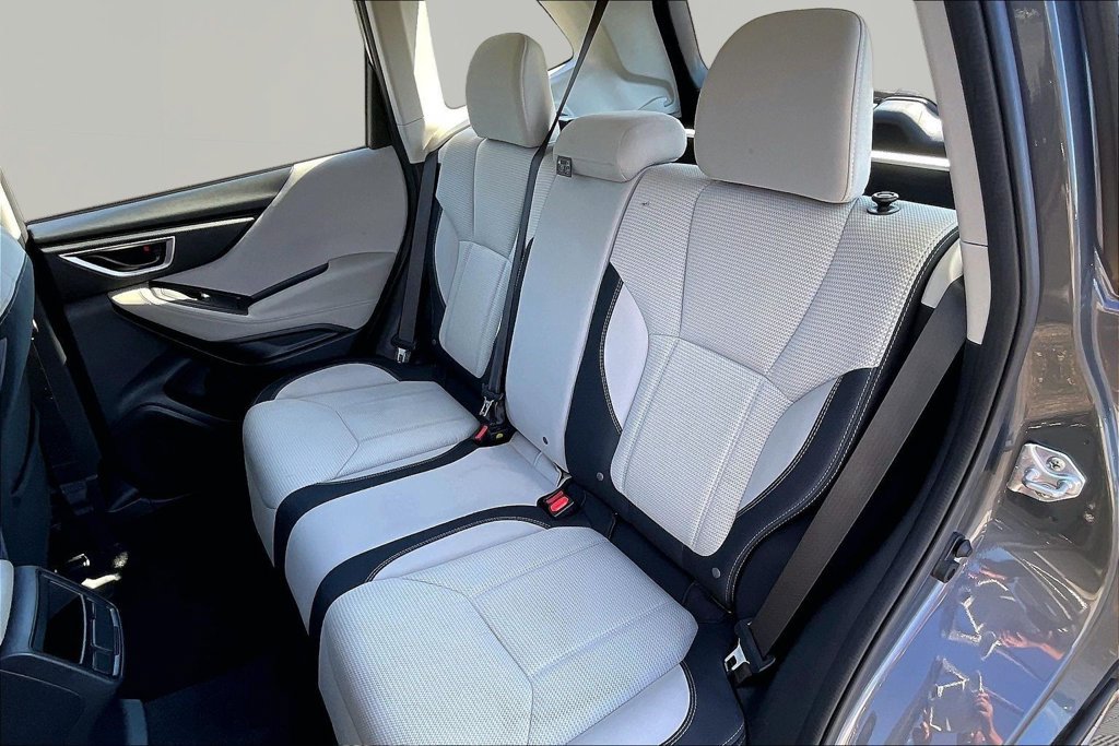 Used 2022 Subaru Forester AWD/4WD image 25
