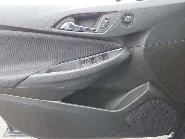 Used 2017 Chevrolet Cruze LT image 26