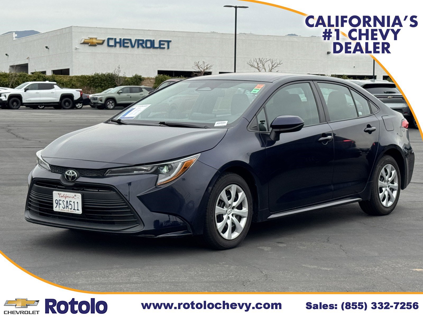 Used 2023 Toyota Corolla LE image 3
