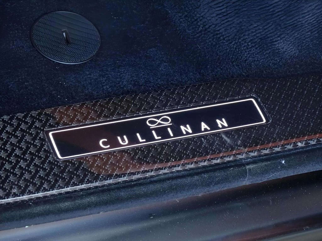Certified 2023 Rolls-Royce Cullinan Black Badge w/ Driver's Package image 26