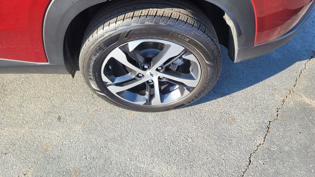 Used 2024 Chevrolet Trax RS w/ Driver Confidence Package image 8