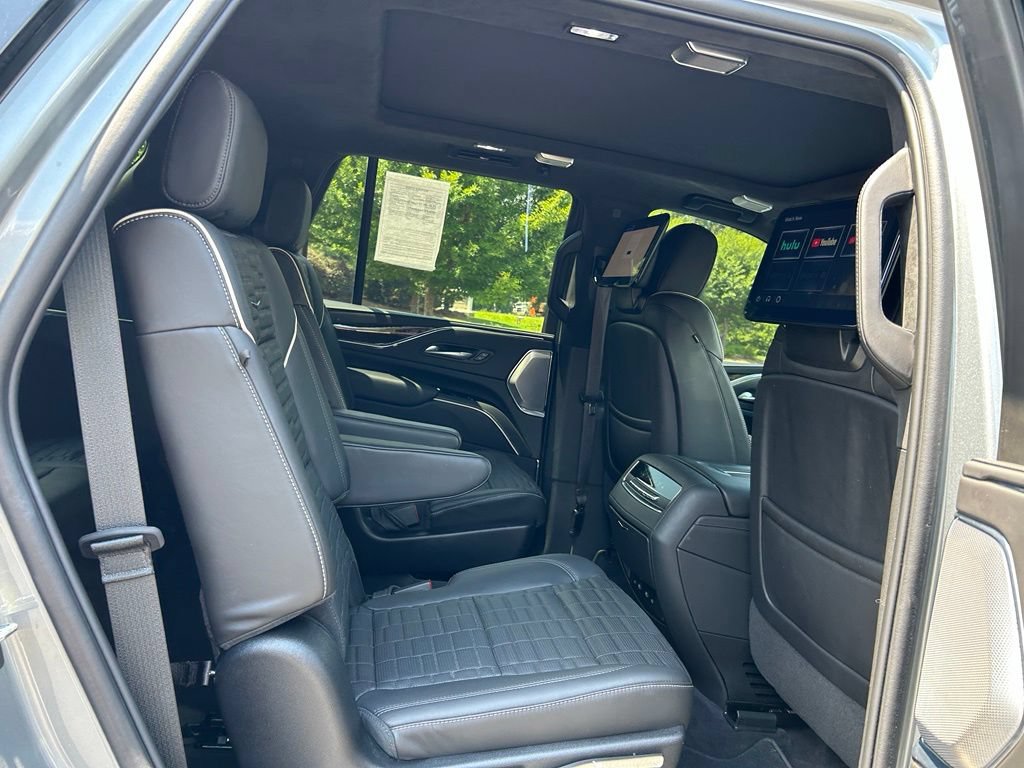Used 2024 Cadillac Escalade Sport Platinum w/ LPO, ONYX Package AWD/4WD image 53