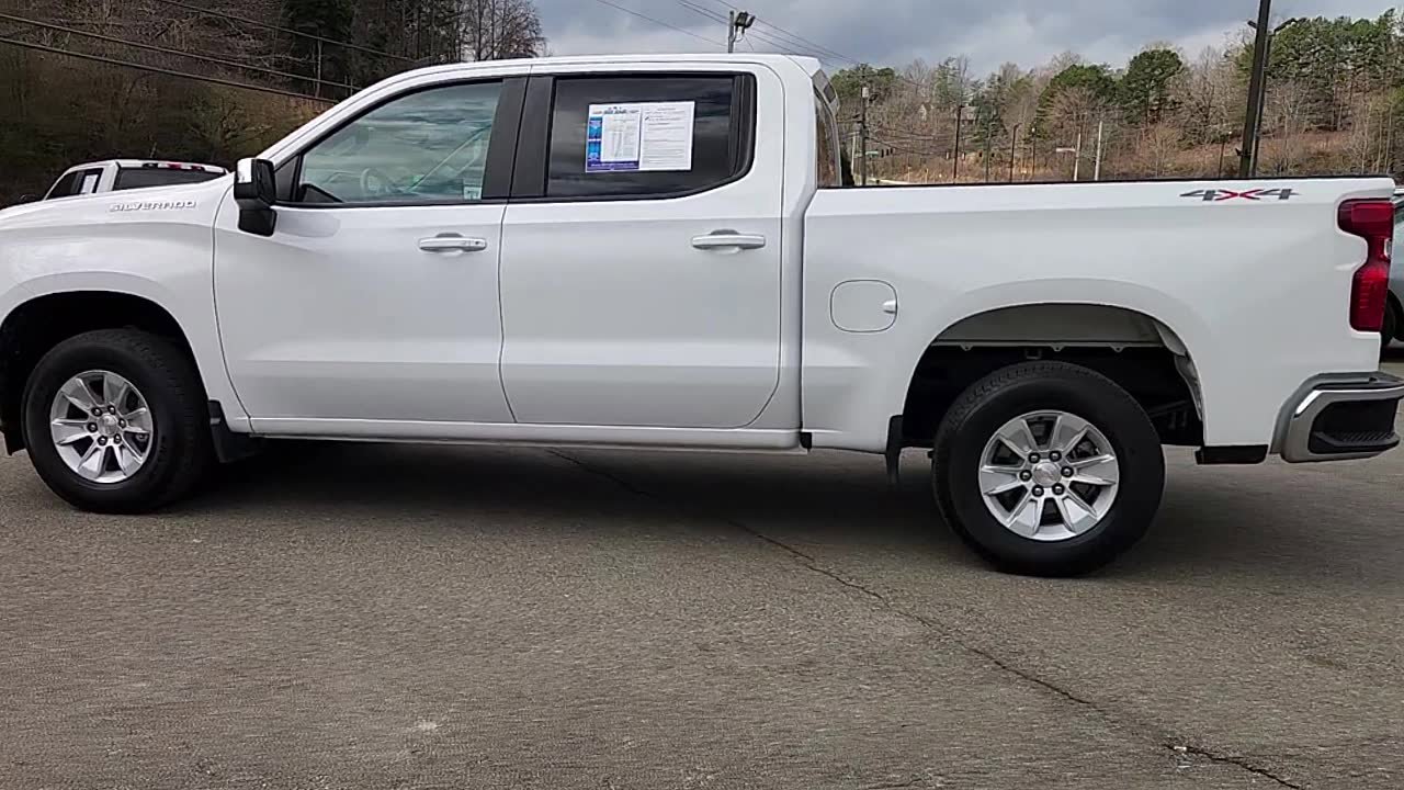 Used 2025 Chevrolet Silverado 1500 LT image 6