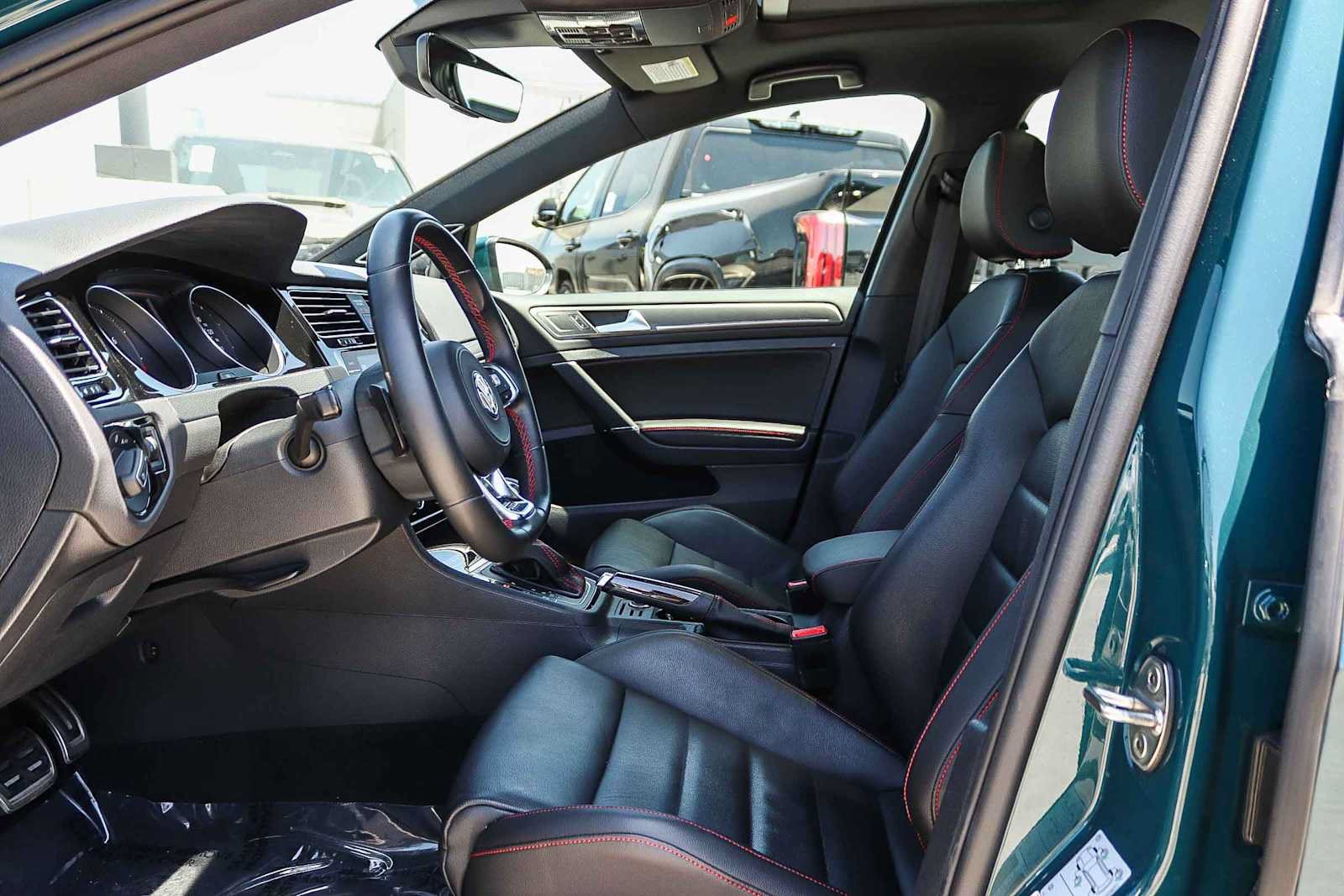 Used 2019 Volkswagen GTI 4-Door FWD image 17