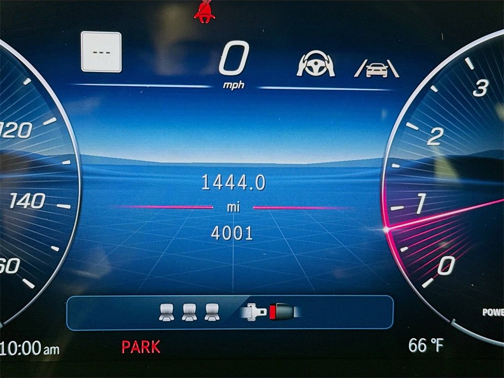 Used 2025 Mercedes-Benz C 300 4MATIC Sedan image 13