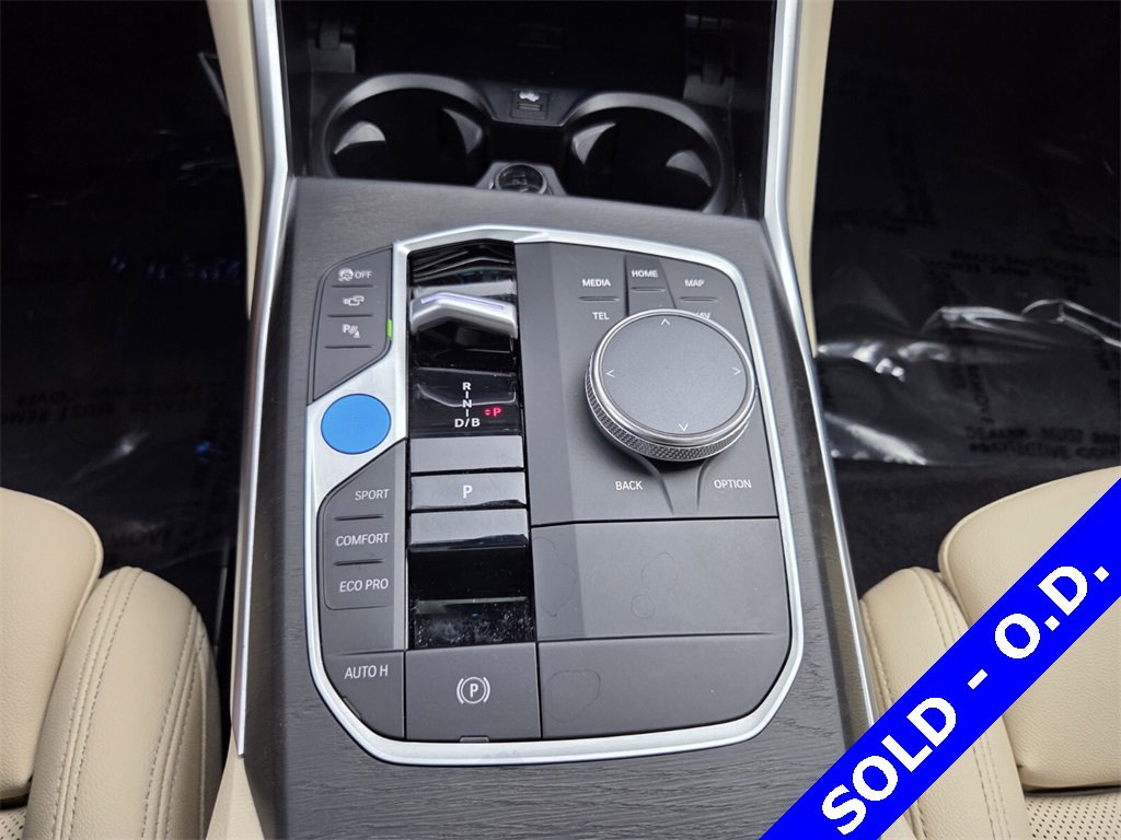 Certified 2023 BMW i4 eDrive35 w/ Premium Package image 27