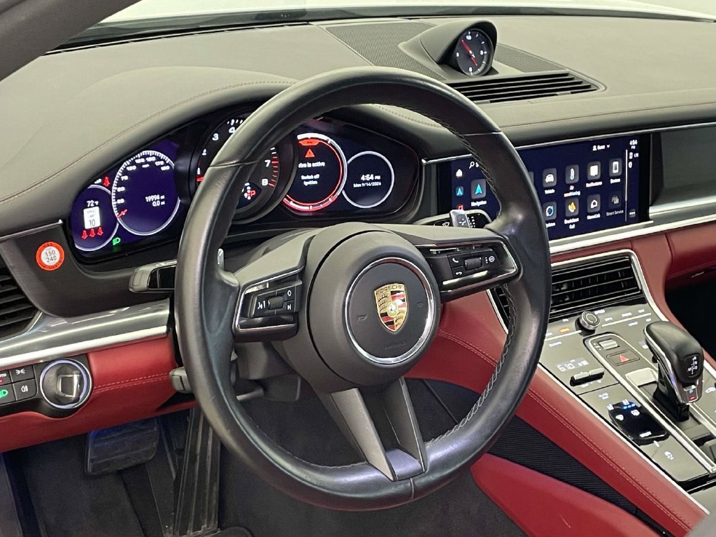 Certified 2023 Porsche Panamera 4 Platinum Edition AWD/4WD image 4