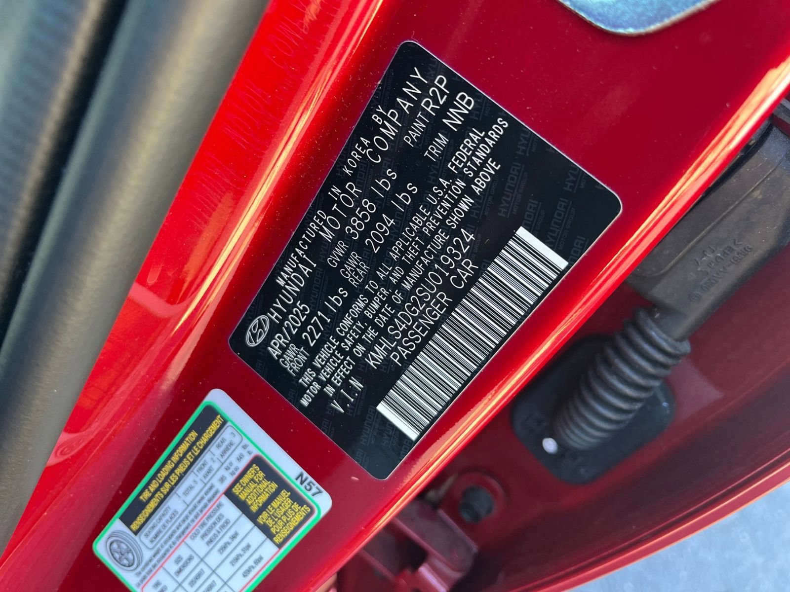 Used 2025 Hyundai Elantra SEL image 24