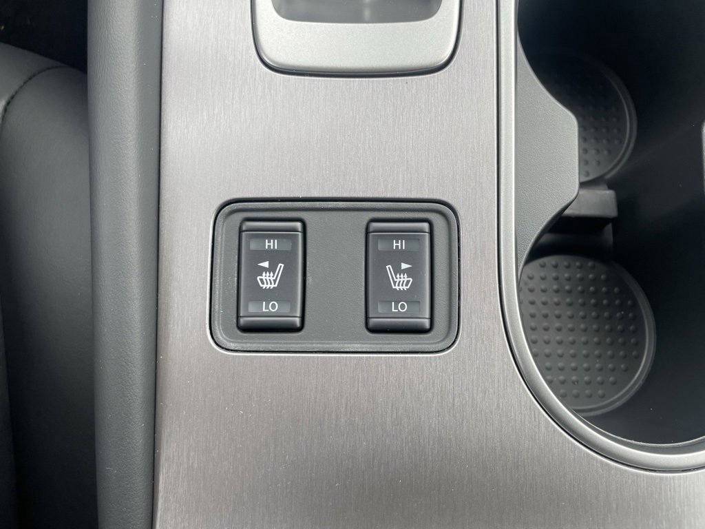 Certified 2024 Nissan Murano SV w/ SV Midnight Edition Package image 19