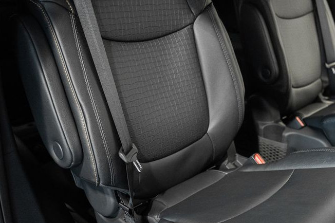 New 2026 Toyota Sienna XLE Woodland Edition AWD/4WD image 35