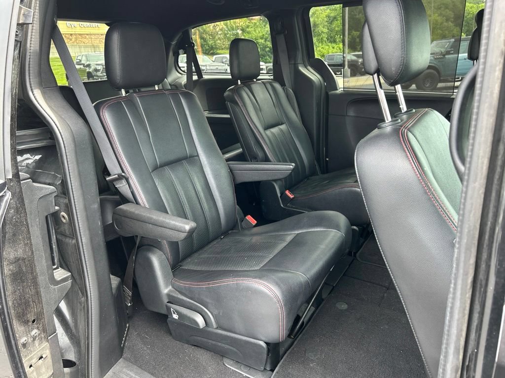 Used 2018 Dodge Grand Caravan GT FWD image 33