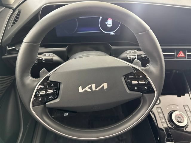 Certified 2024 Kia Niro Wave w/ Wave Preserve Package FWD image 25